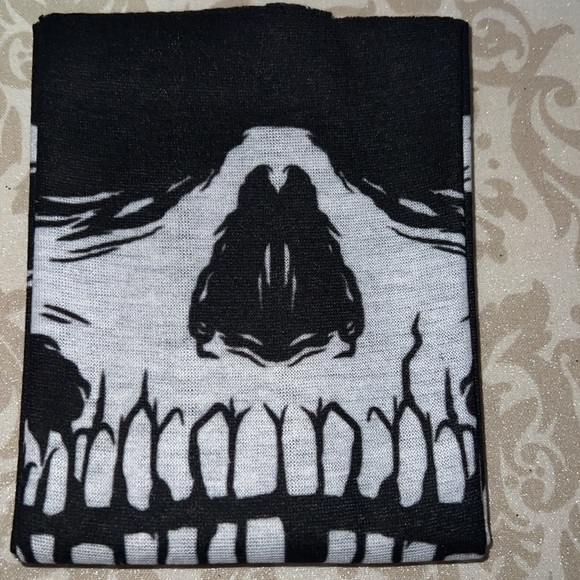 Skull Neck kerchief - Picture 2 of 6